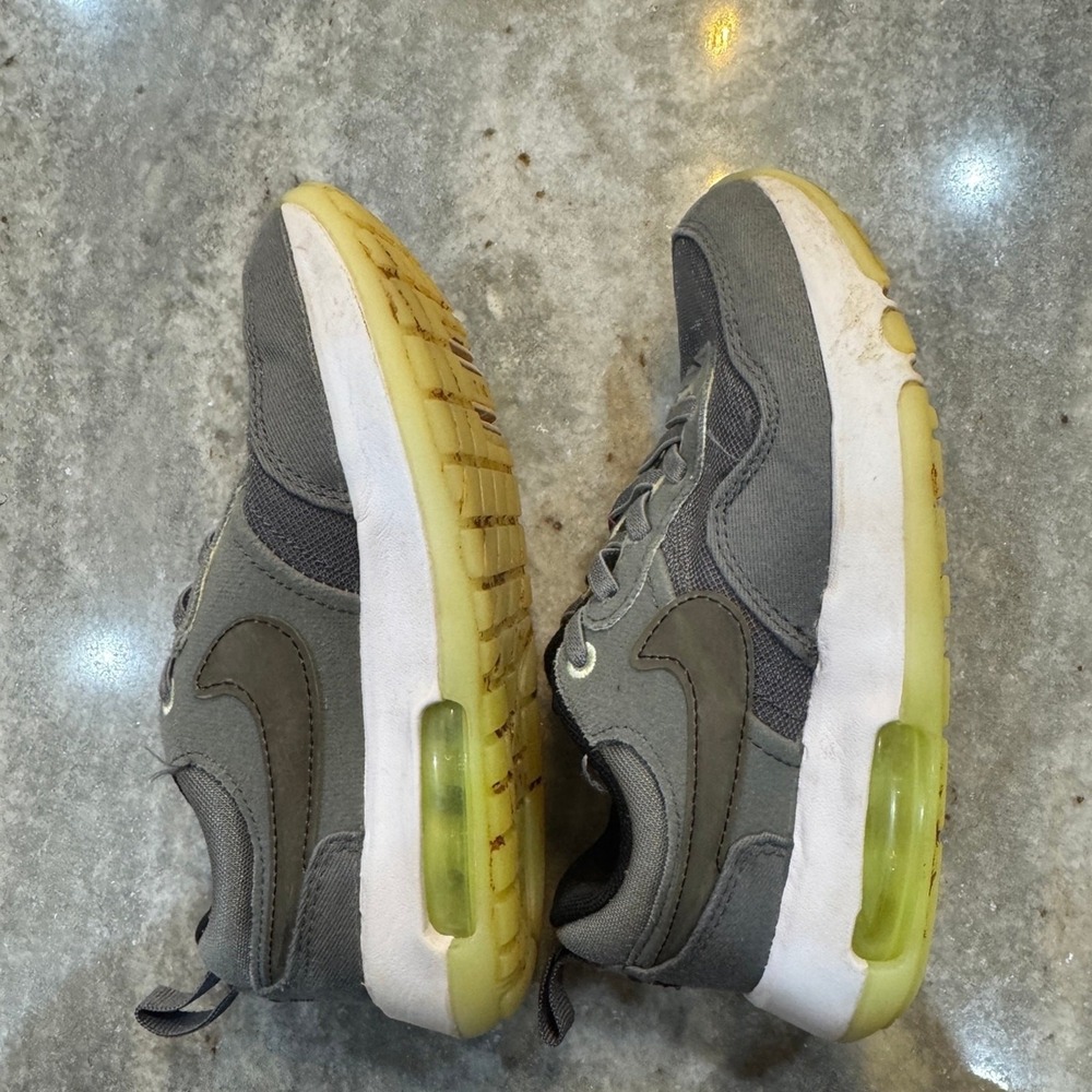 Nike AirMax Motif Toddler 12C Gray Green Slip On Sneakers DH9389-005 - Picture 4 of 7